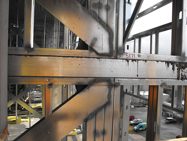 钢结构项目在工程完工后，应先进行竣工焊接工艺检测